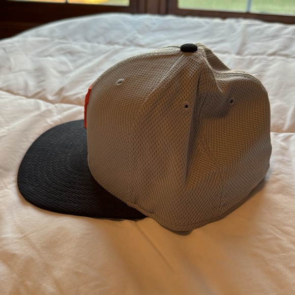 Detroit Tigers On-Field Hat - Picture 2 of 5